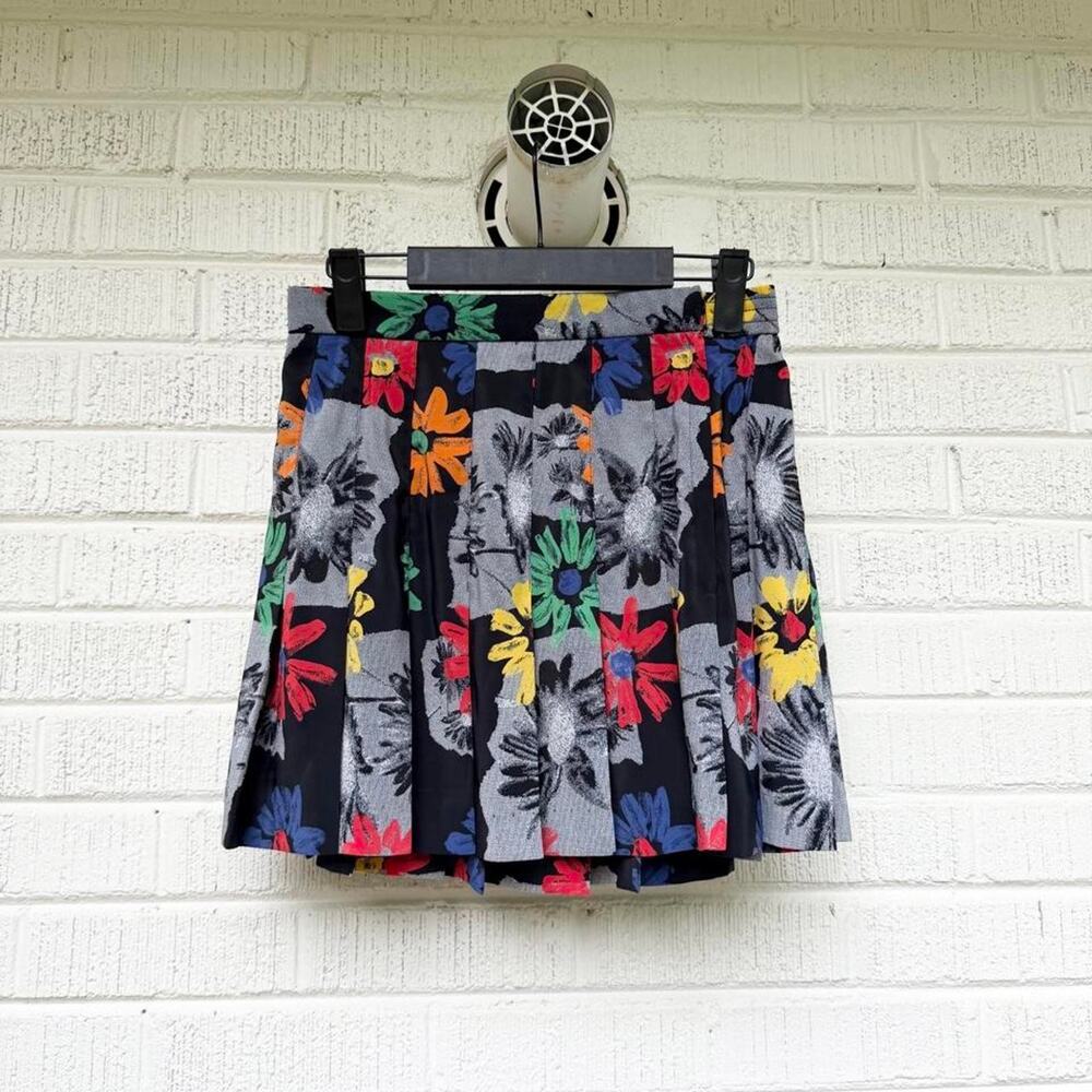 Vintage 90s Quantum Sportswear Floral Primary Colored Tennis Skirt